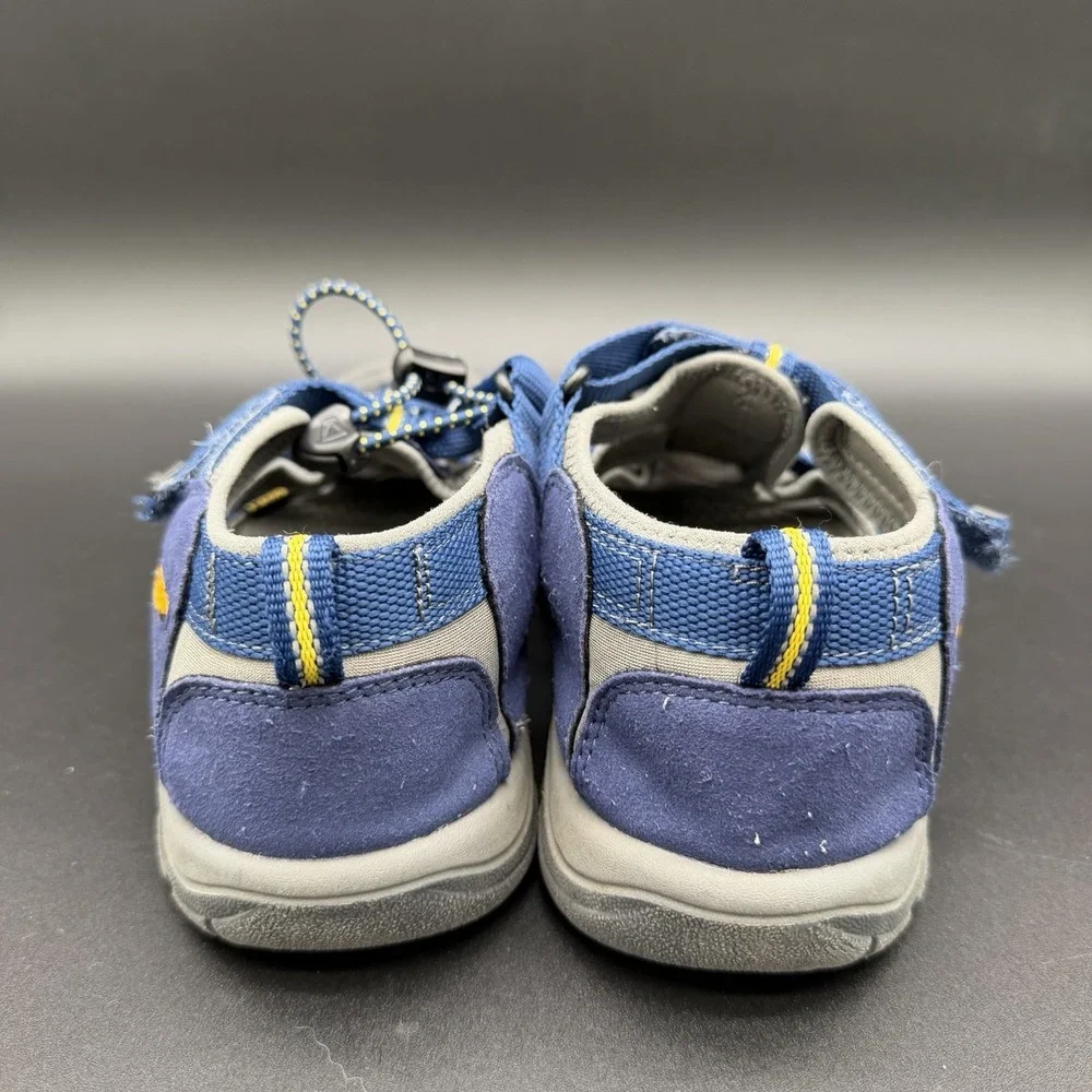 Keen‎ Newport H2 Hiking Sandals Size 5 Big Kids Blue Water Shoes Casual Outdoor